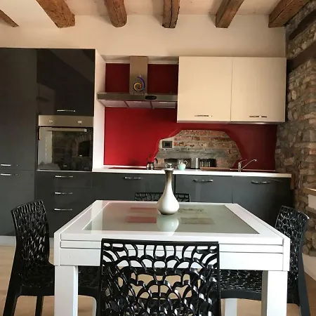 Casa In Piazza Apartment *