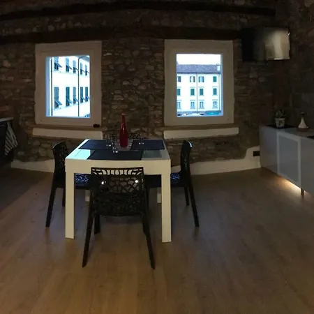 Casa In Piazza Apartman *